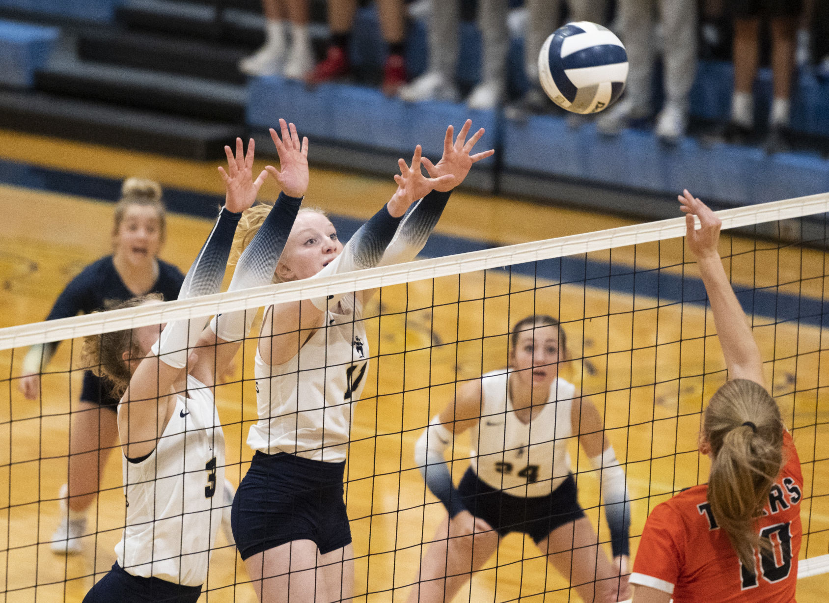 North Bend Central vs. Lincoln Lutheran, 10.30